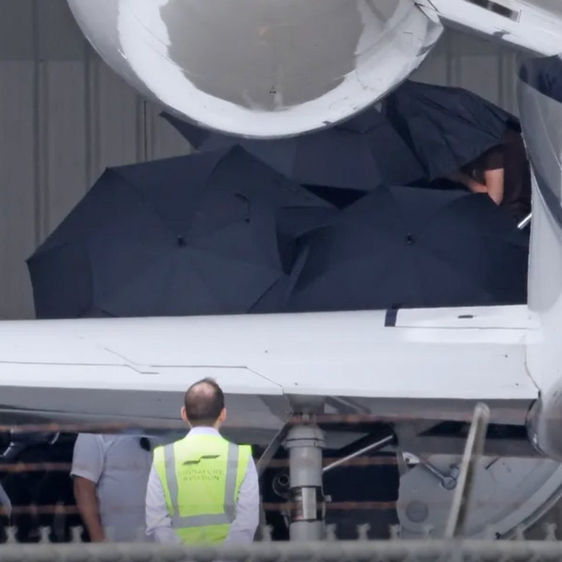 Kimse Ne Olduğunu Anlamadı! Taylor Swift'ten Selena Gomez'in Düğününe Olaylı Giriş - Resim : 3