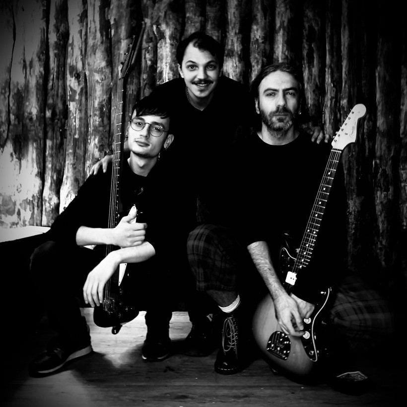 Radyo Modart Sunar: Rashit, Robin ve Mordi Roxy'de Punk Ateşi Yakıyor - Resim : 4