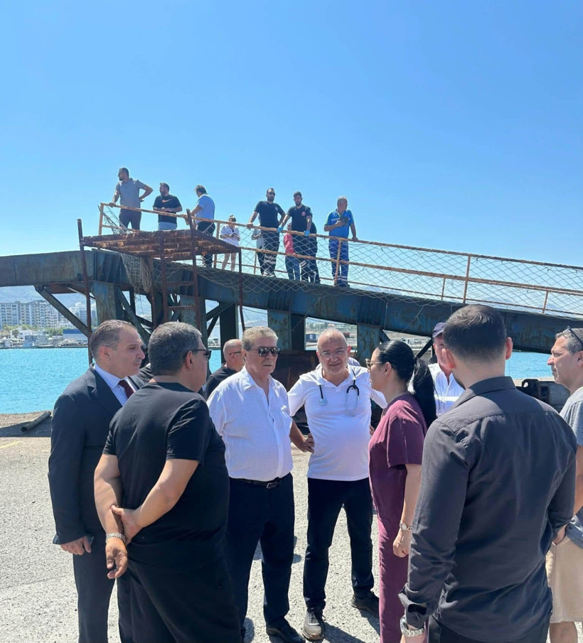 Girne Açıklarında Can Pazarı: Yüzlerce Yolcusu Bulunan Gemi Battı - Resim : 1