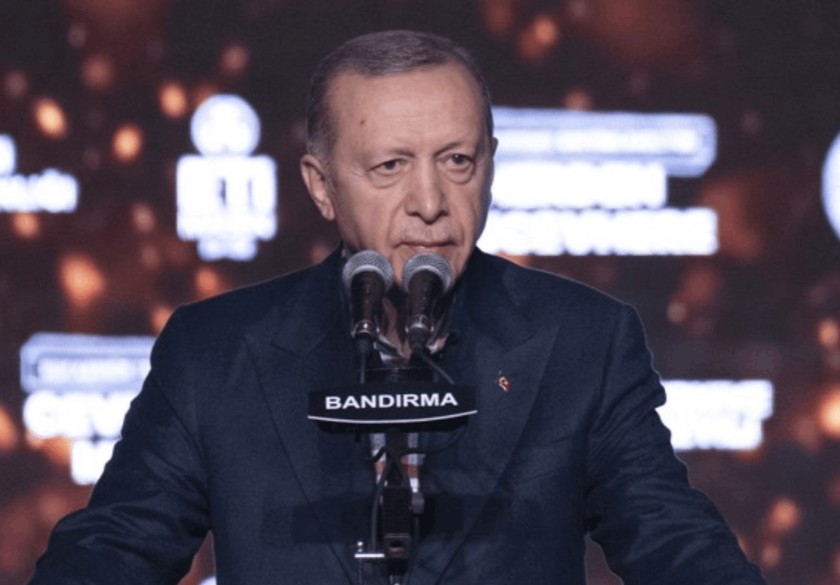 WhatsApp’ta Erdoğan’a hakkını helal etmediğini söyleyen mühendis görevden uzaklaştırıldı