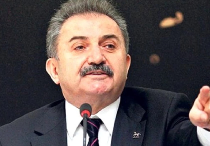 Eski Bakan Namık Kemal Zeybek canlı yayında açıkladı: Milliyetçi cephede yeni parti hazırlığı!