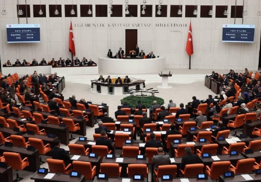 Meclis Başkanlığı için hiçbir aday yeterli oya ulaşamadı!