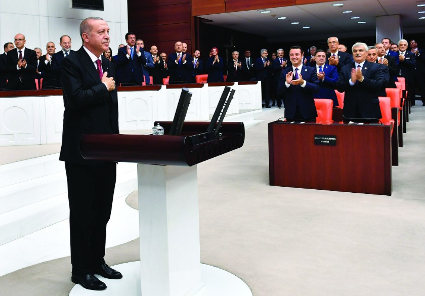 'Torba yasa'dan yine Erdoğan çıktı: 'Parlamentonun yetkileri cumhurbaşkanına devrediliyor!'