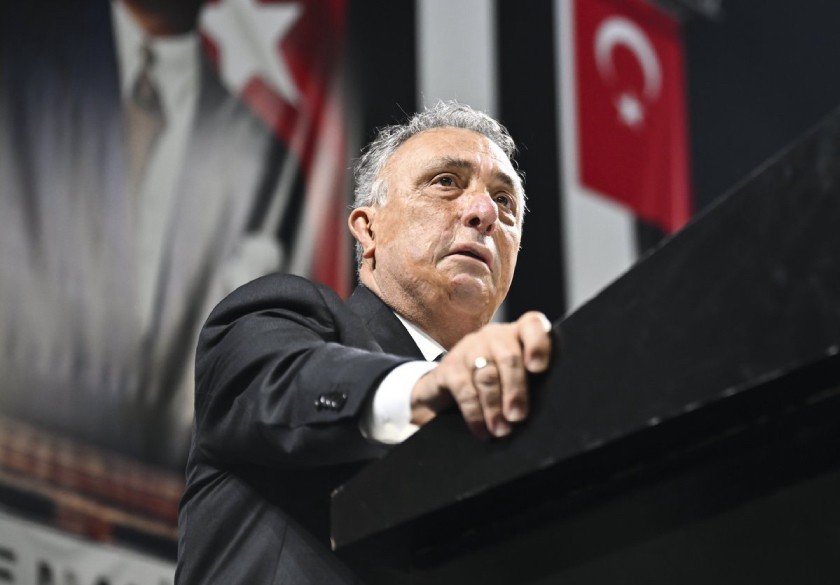 Ahmet Nur Çebi yönetimi ibra edildi: Beşiktaş’a aşığım, aşık