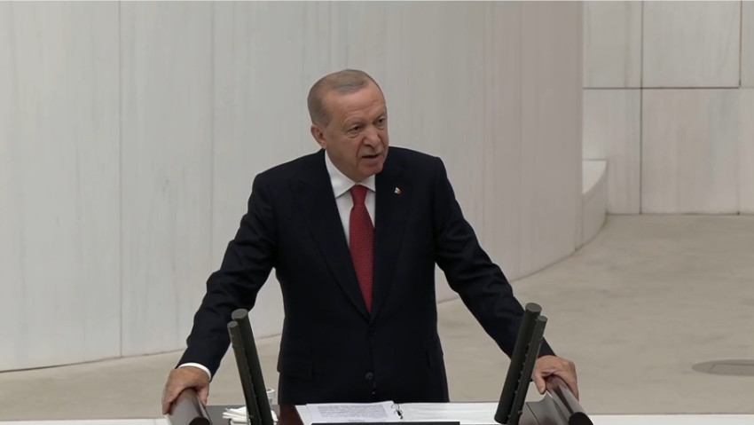 Cumhurbaşkanı Erdoğan'dan Fon Krizinde Net Mesaj: ‘Kimsenin Hakkını Kimseye Yedirmeden Bu Meseleyi Çözüyoruz’