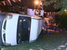 Fatih'te Minibüs Kaldırıma Çıkarak Devrildi