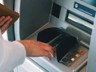 Ünlü Bankadan Şok Karar: ATM ve Şubelerini Teker Teker Kapatıyor