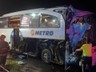 Sakarya'da Feci Kaza! Yolcu Otobüsü Tıra Çarptı