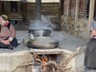 5 Saat Kaynıyor, Kor Ateşte Bekliyor: 2 Kişi Başında Bekliyor, Kilosu 400 TL'ye Gramla Satılıyor