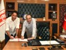 Balıkesirspor'da Teknik Direktör Cem Kavçak ile İmzalar Atıldı