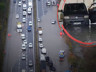 İstanbul’da Sağanak Hayatı Felç Etti! Sultangazi’de Araçlar Mahsur Kaldı, Sarıyer’de Yollar Şelaleye Döndü